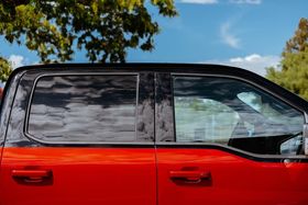 Did you know Factory Dyed Glass/Privacy Glass offers no Heat Rejection/UV Protection?   These two photos show a comparison of a factory dyed car vs a fully tinted car with our XR Film offering up to 80% heat rejection, and 98% UV protection